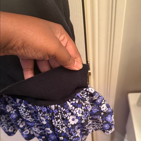 Kate Spade Black Broome Street black knit and floral top. Size XXL - Picture 5 of 6